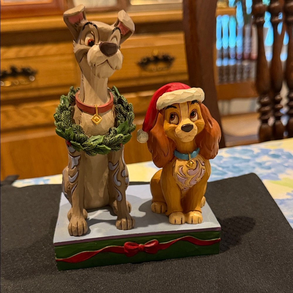 Disney Jim Shore collection Lady and  the Tramp by Enesco 6 1/2 x 4